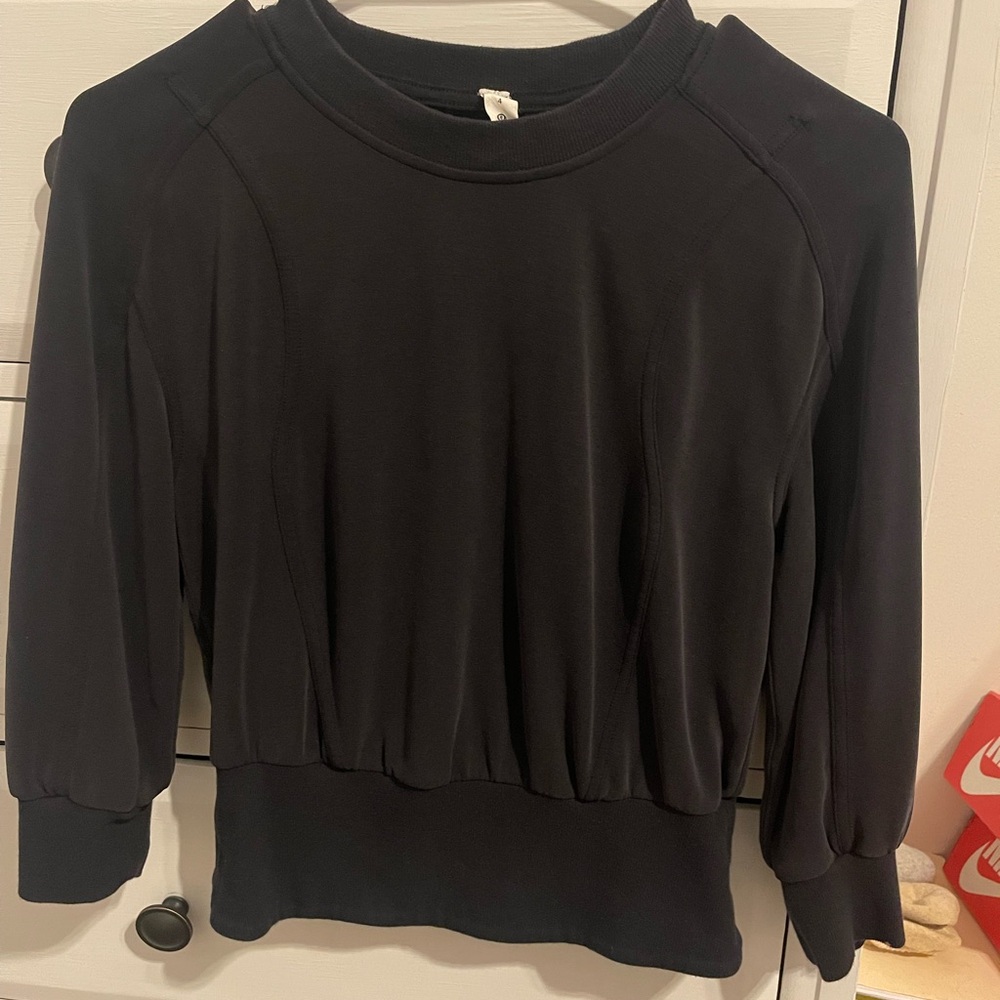 Lululemon Softstreme Black Top